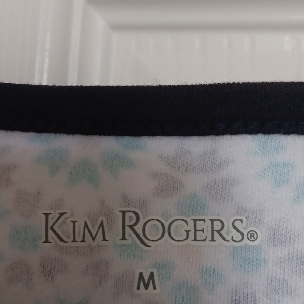 Kim Rogers Blue and White Geometric Floral Long Sleeve Top.Size M - Picture 3 of 5